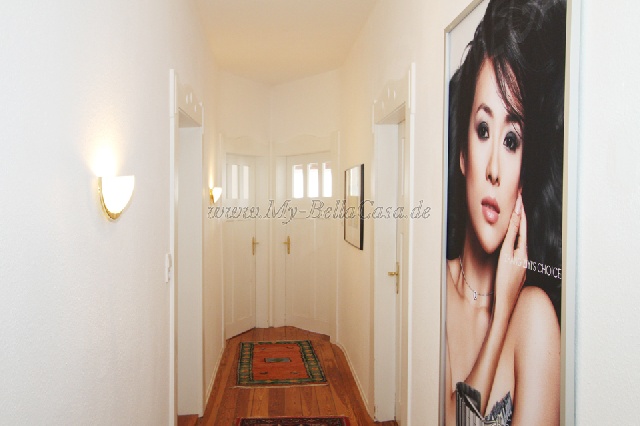Hallway, exemplary picture